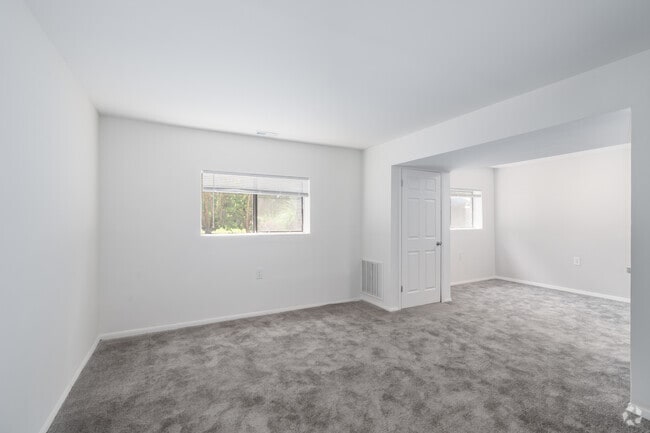 1BR, 1BA - 660SF