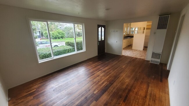 Photo - Johnson Duplex Unit 3215-JO