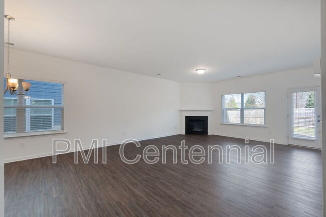 Photo - 3834 Clarington Dr