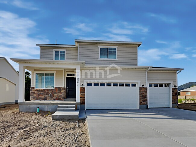 2203 E Silverado Lane - 2203 E Silverado Lane House