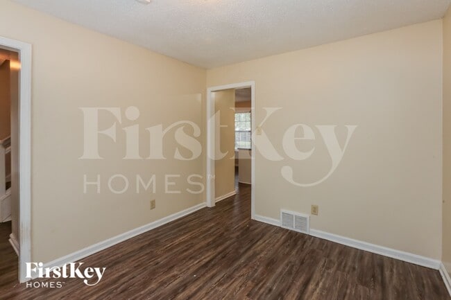 Photo - 3697 Beckman Dr