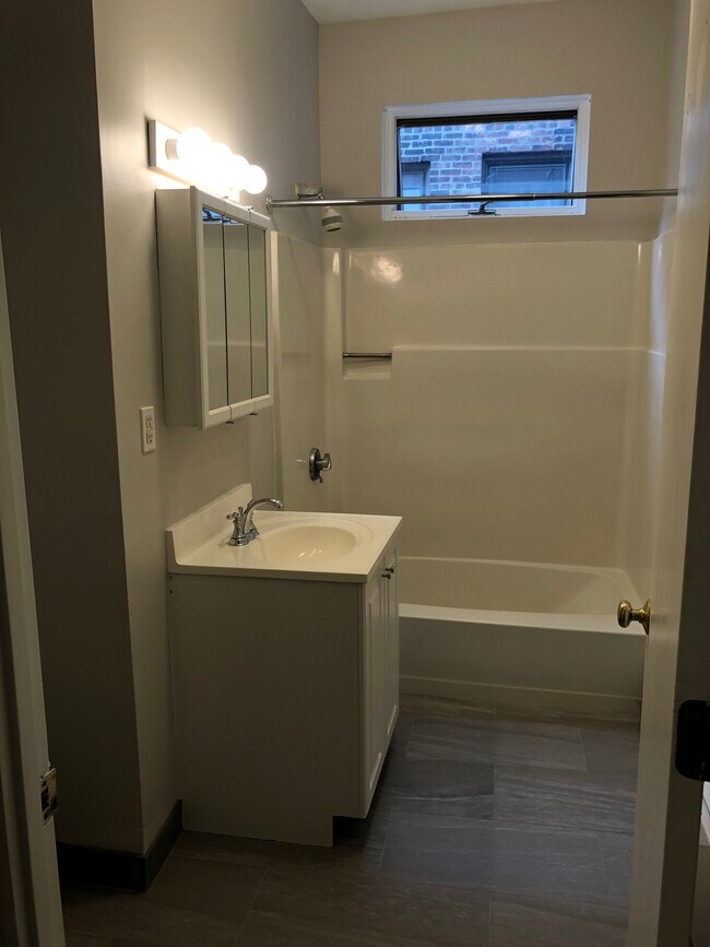 17 Stearns Rd Unit 2