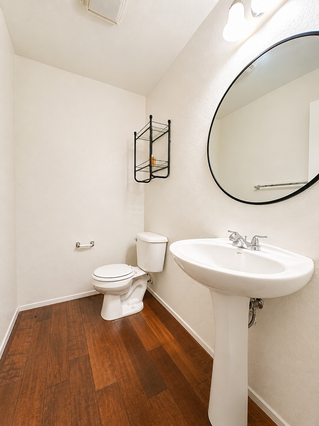 Photo - 1444 Canvas Dr