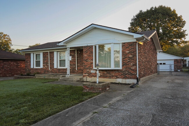 Photo - 2509 Paddock Ct