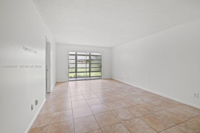 Photo - 1166 6th Ave Unit B3