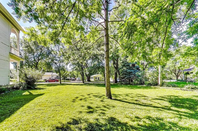 Photo - 642 Summit Ave