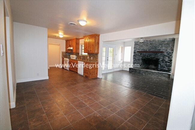 Photo - 5833 Westhaven Dr