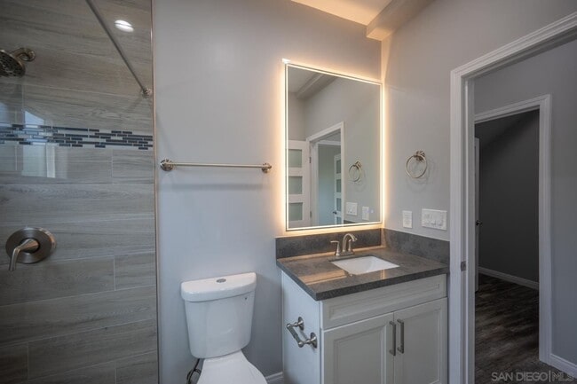 Photo - 2917-2923 Preece Street Unit 2923