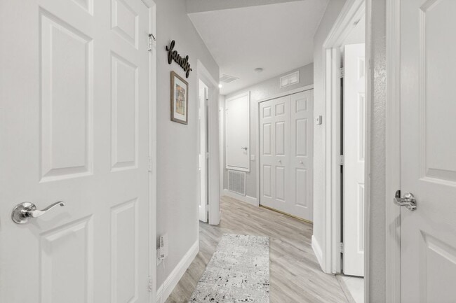 Photo - 15048 Bellinkoff Ln