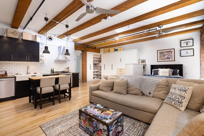 Building Photo - 21 Wormwood St Unit 310