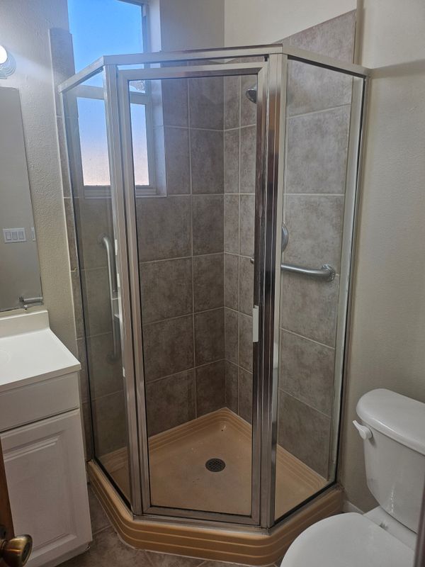 Photo - 271 Ridge Rd NW