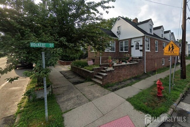 Photo - 82 Woodbridge Ave Unit 2ndFL