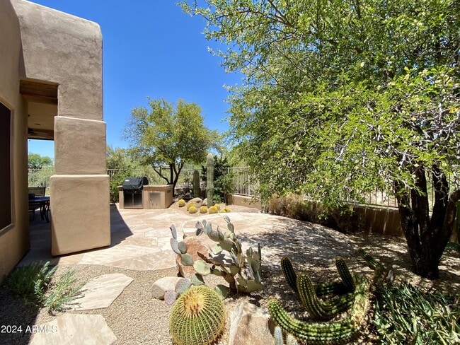 9554 E Raindance Trail
