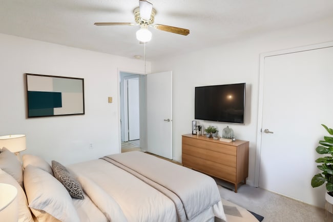 Master Bedroom - Norwalk Village Estates Apartments