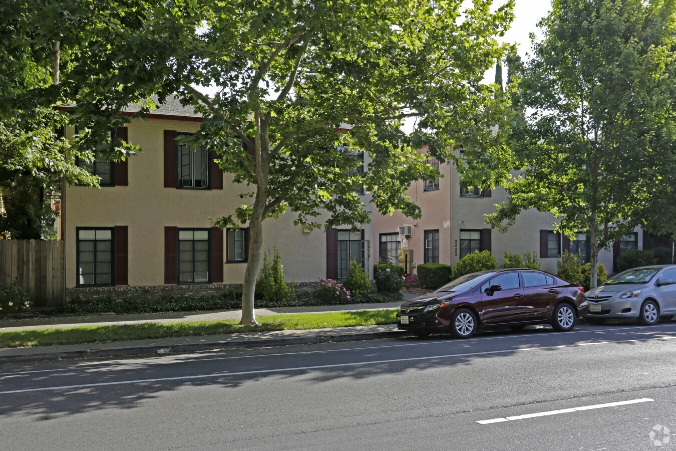 Photo - Manatee Gardens