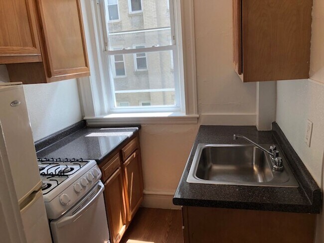 Photo - 9/1 No Fee! Spacious Studio in Fenway/Kenmore!