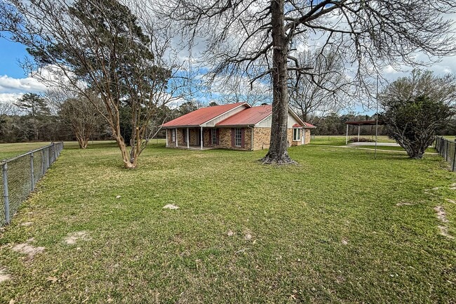 Building Photo - 51 -A Paul Dixon Rd