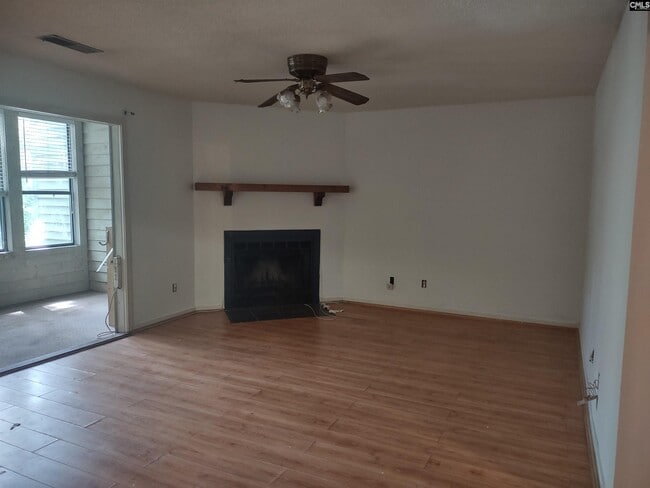 Photo - 1005 Village Creek Dr