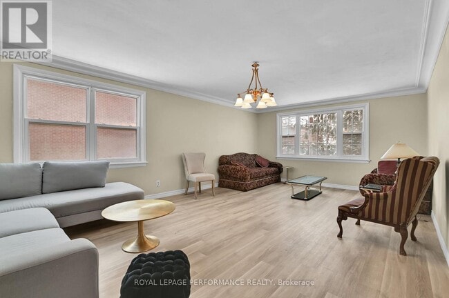 Photo - 474 Vernon Ave Unité 2