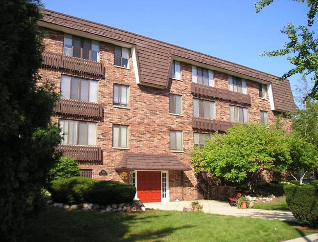 Building Photo - Park Village Apartments