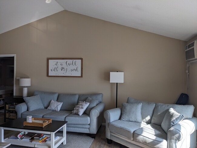 Photo - 4424 Cedar Lake Rd Unit 5