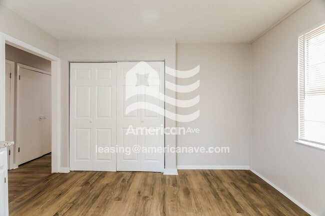 Photo - 1049 Northwood Dr