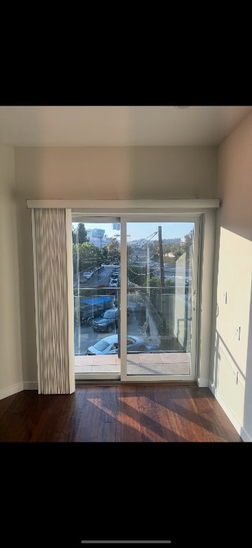 Photo - 5537 La Mirada Ave Unit 302