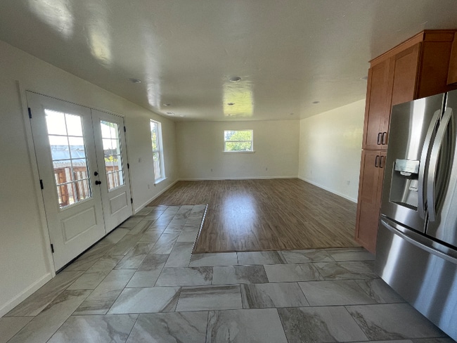 Photo - 4660 Fieldbrook Rd