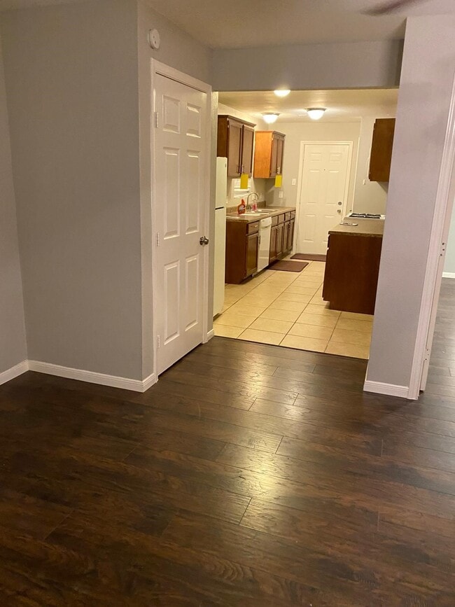 Photo - 3502 Rosedale St Unidad B