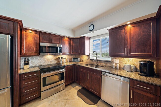 Photo - 301 Lake Shore Dr Unit 802
