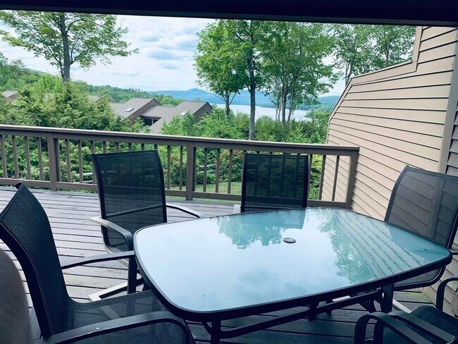 61 Woodbury Dr Unit 43