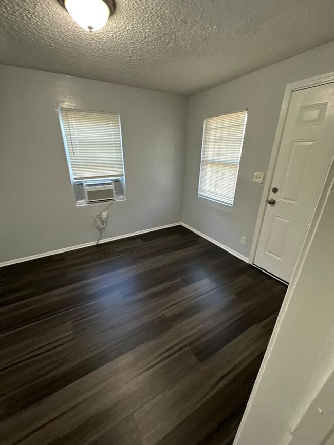 Photo - 1528 Mt Herman St Apartamento Unidad A