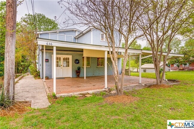 Building Photo - 636 Cypress Ridge Rd Rental