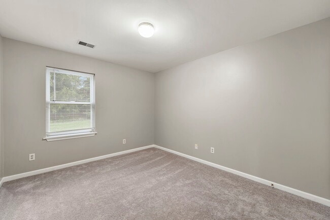 Photo - 1493 Stonefield Dr