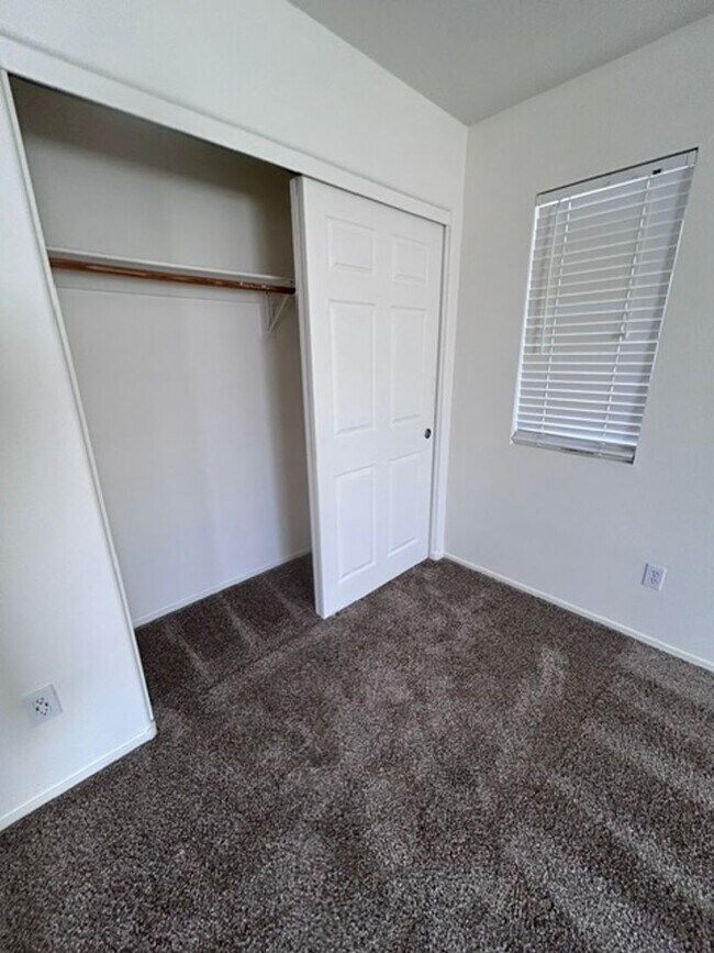 1015 Appaloosa Hills Ave