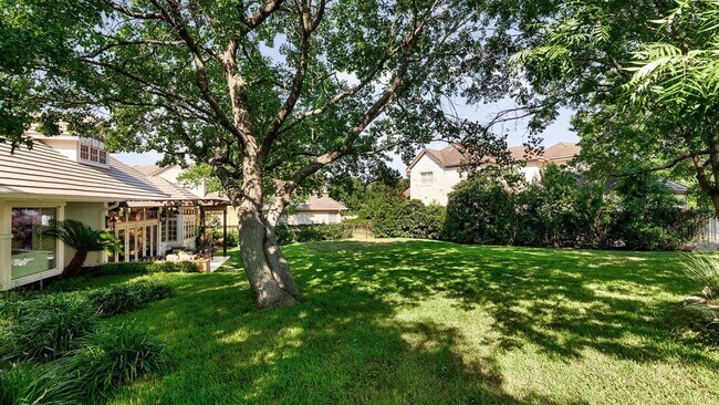 Photo - 2036 Wimberly Ln