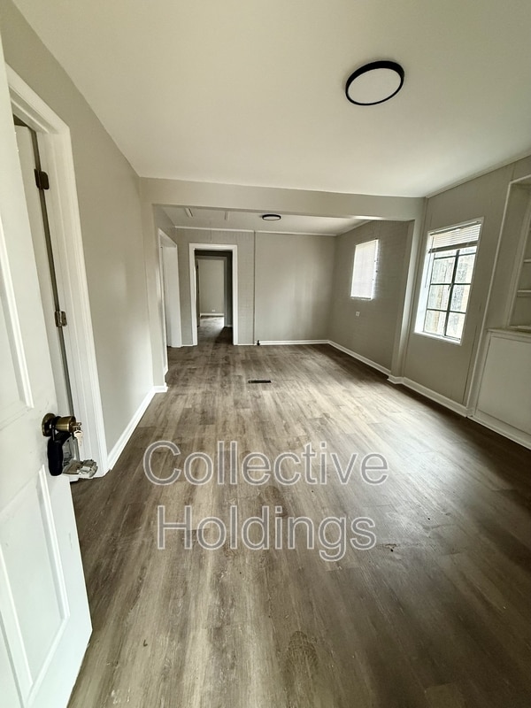 Photo - 628 Heflin Ave E