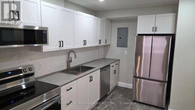 Photo - 793 Broadview Ave Unit 1