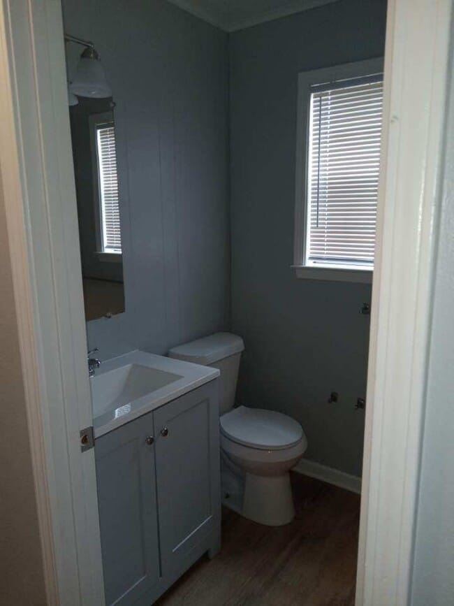 Photo - Pirate Cove Apartments 9-16