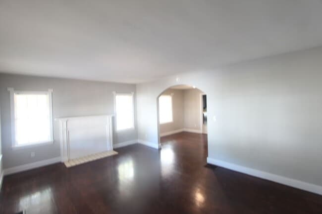 Photo - New On The Market with Fresh Updates!! Bet...