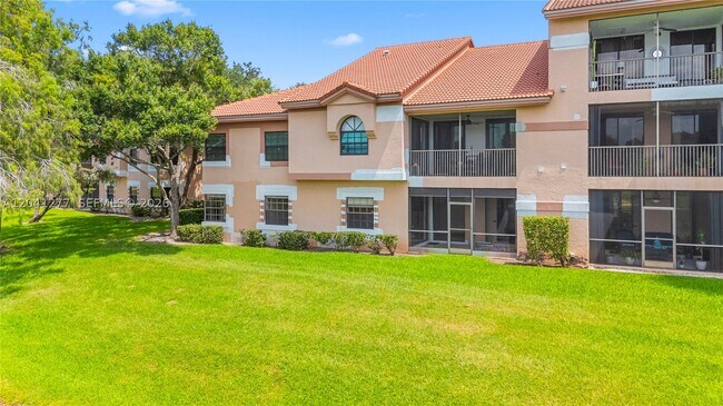Photo - 10700 NW 14th St Unit 157