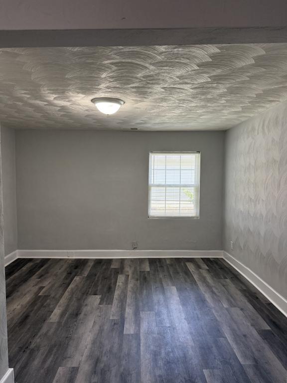 Photo - 1033 Mapole Ave