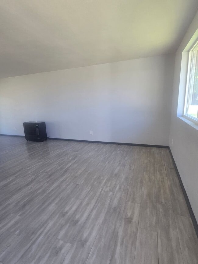 Photo - Amazing 3bed 2 bath home in the heart of Bonanza.