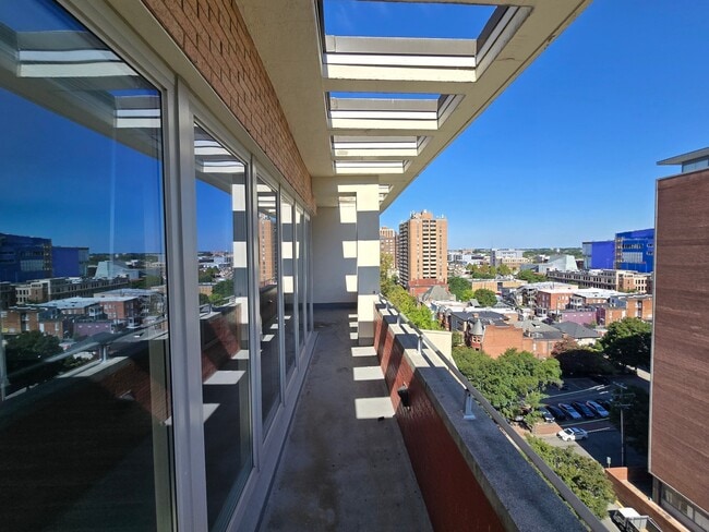 Photo - 311 W Franklin St Unit 1201