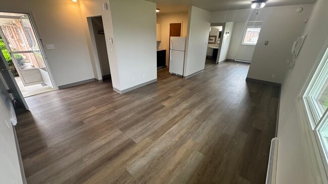 Photo - 655 Columbia Dr Unit Westgate