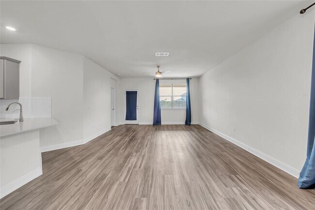 Photo - 17925 Curio Dr