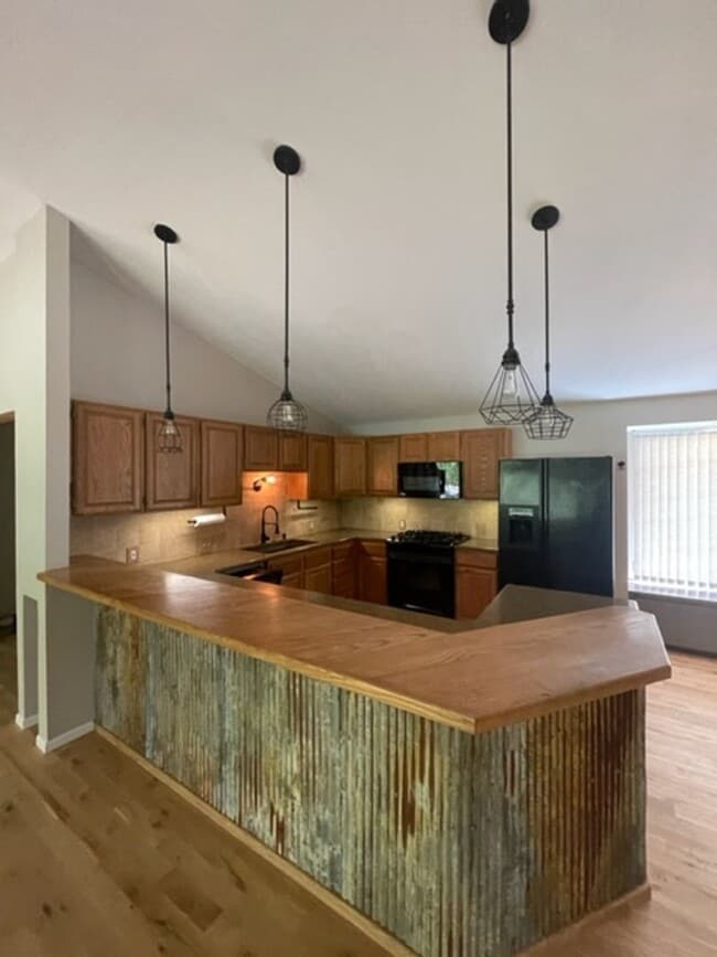 Photo - Beautiful Spacious Home