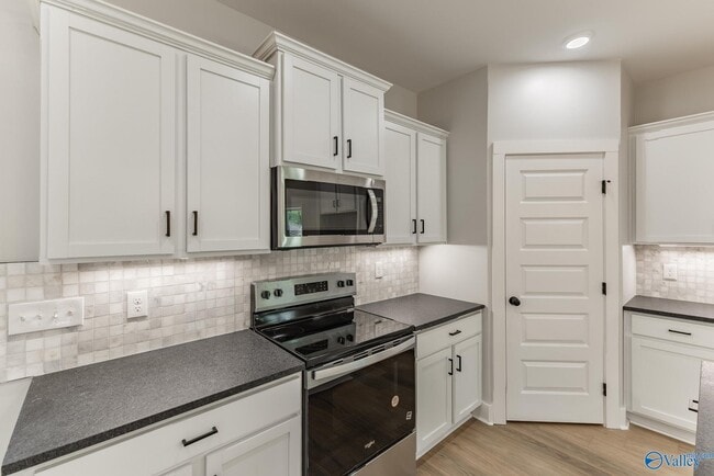 Photo - 1201 Halsey Ave NE