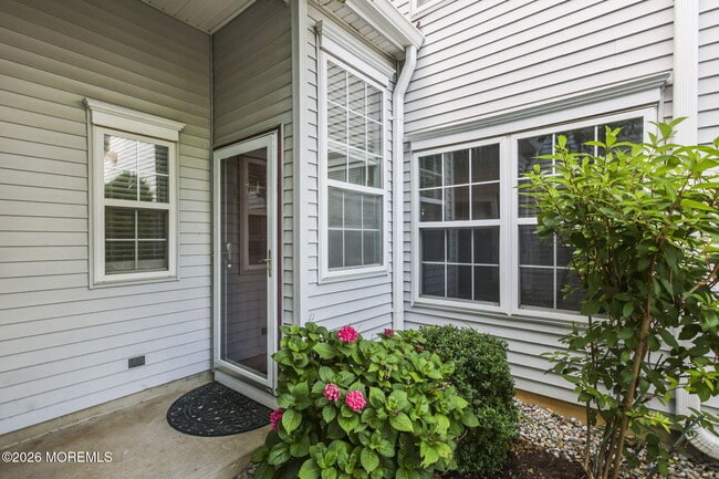 Building Photo - 761 Banyan Ct