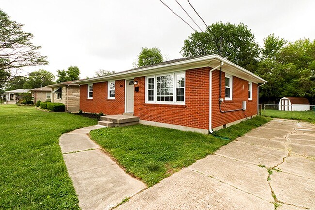 Photo - Newly updated 3 bedroom and 1 bathroom Ranch home in PRP